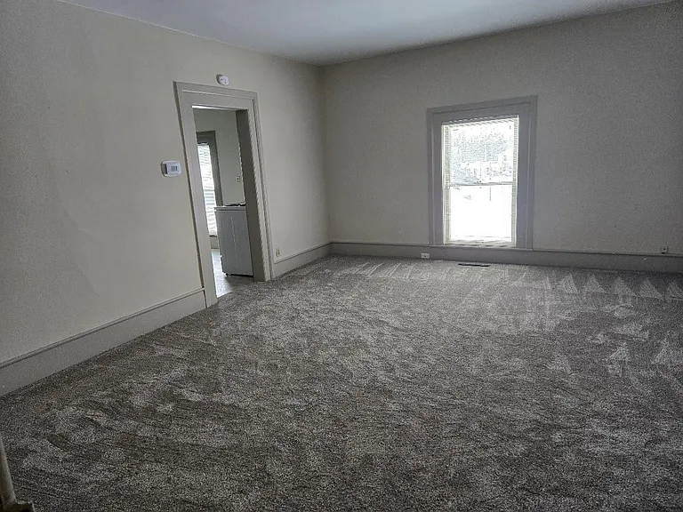 135 W Michigan Ave — Photo 5