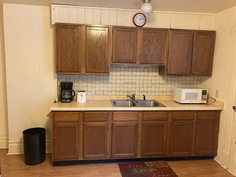 1604 Lamborn Ave — Photo 3