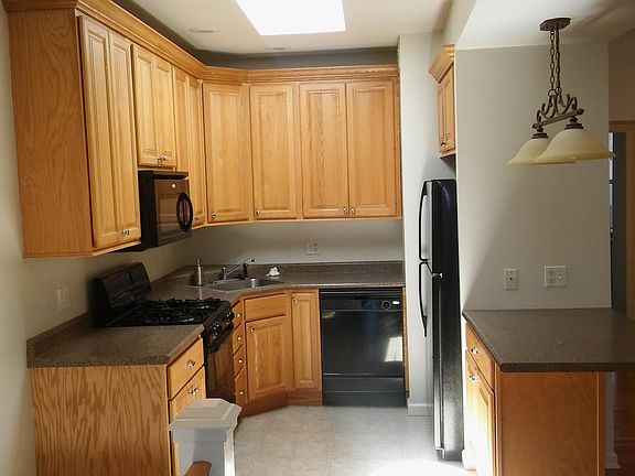 2nd image of 3838 Shenandoah Ave Floor 2