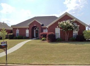 1939 Chancellor Ridge Rd, Prattville, AL 36066