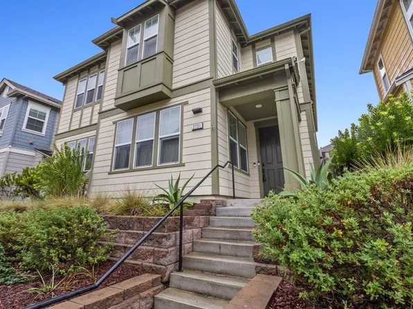 2731 Bungalow Dr, Marina, CA 93933