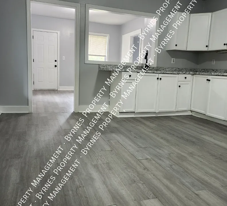 153 Cliff St #2