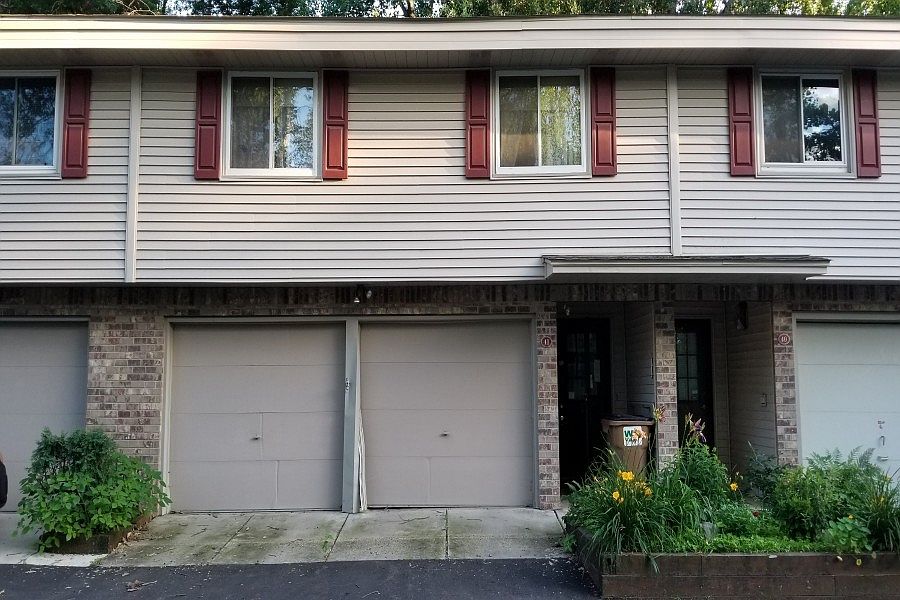 1st image of 41 Garden Dr