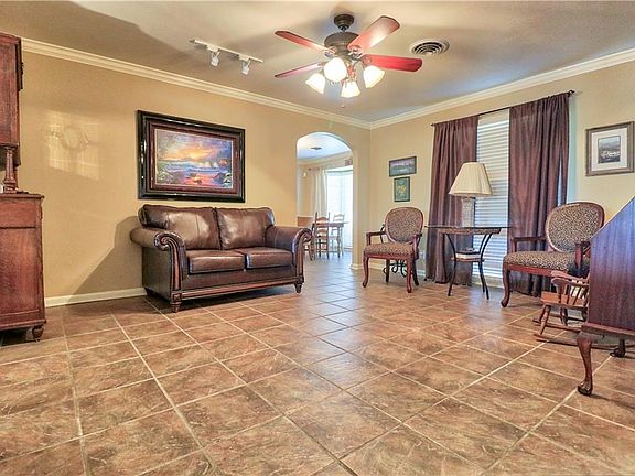 4th image of 2309 Norben Dr