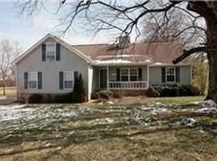 404 Creekside Ln, Spring Hill, TN 37174