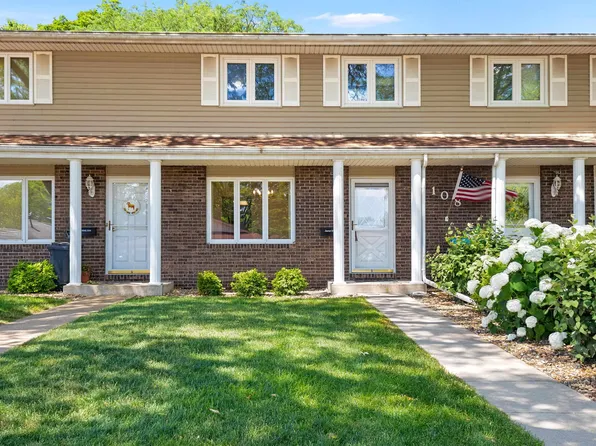 108 Shoshone Dr APT 3, East Peoria, IL 61611