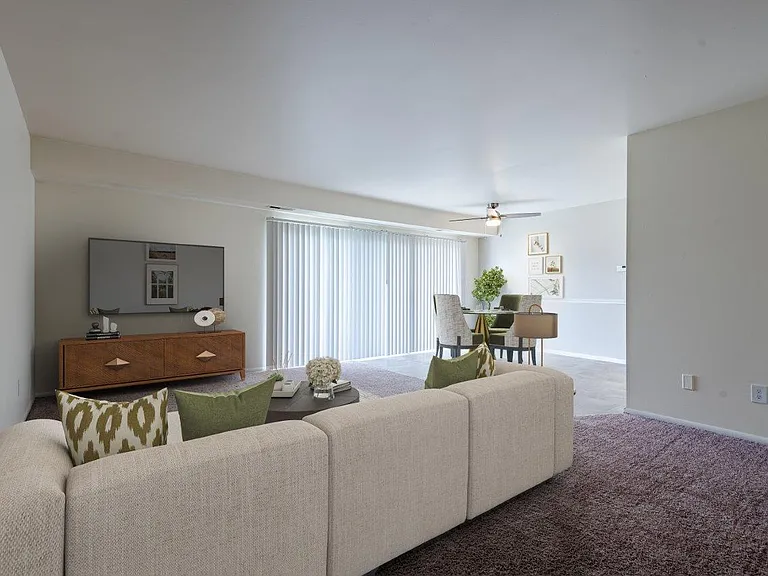 Hillcrest Village Apartment Homes — Photo 6