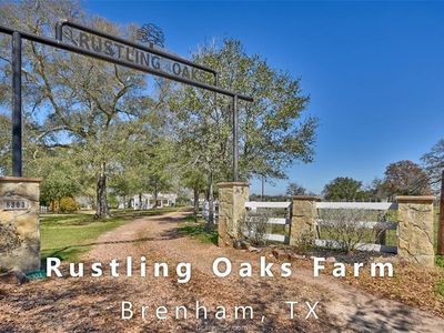 8303 Parkisons Ln, Brenham, TX, 77833