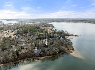 14 Quamhasset Rd, Buzzards Bay, MA 02532
