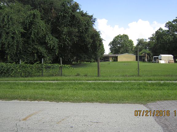 4th image of 420 Pine St