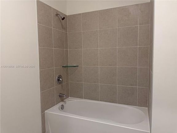 5th image of 2384 SE 29th Dr
