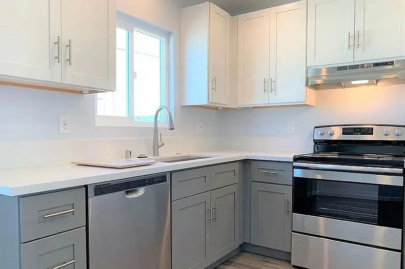 2 bed, 875 sqft, $2,750 — Photo 4