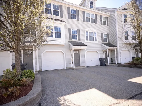 22 Merrimac Way Unit B, Tyngsboro, MA 01879