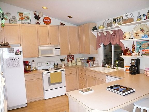 3rd image of 4514 70th Ave NE
