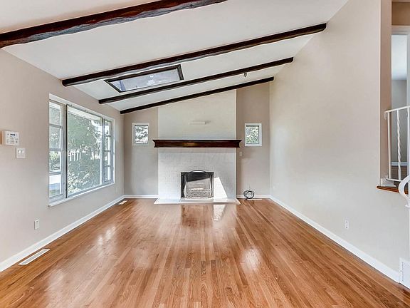 5th image of 3040 Janwood Dr