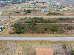 162 Post Oak Ln, Rockport, TX 78382