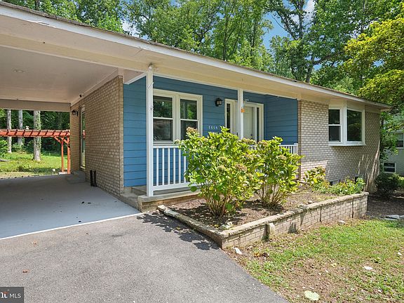 4th image of 1418 Forest Ln