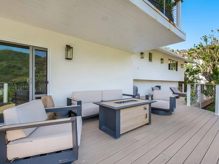 1495 Regatta Rd — Photo 24