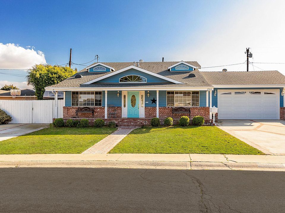 Welcome Home! 2 Car garage and 2 driveways.