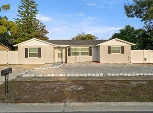 1863 12th St SW, Seminole, FL 33778