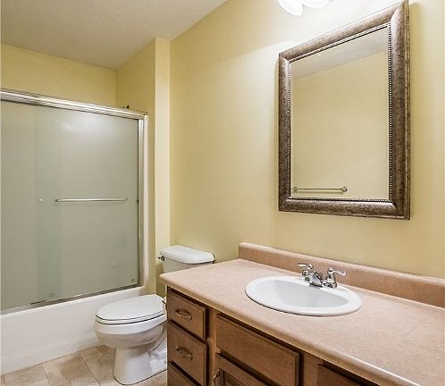 5th image of 123 Pipers Pine Dr