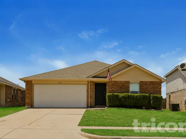 4913 Creek Ridge Trl, Fort Worth, TX 76179
