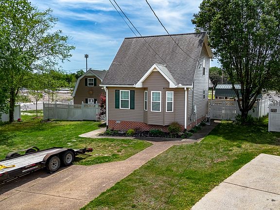 3rd image of 200 Westlynn Dr