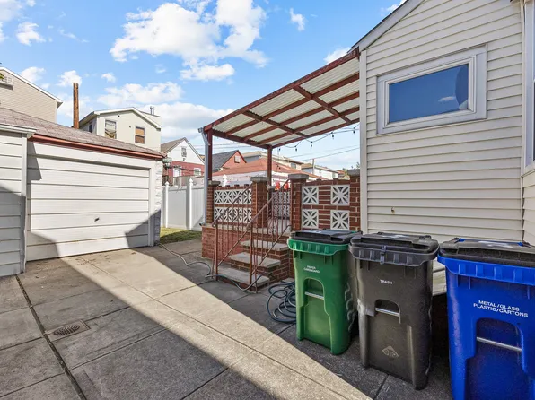 2229 East 38th Street image 11 of 33