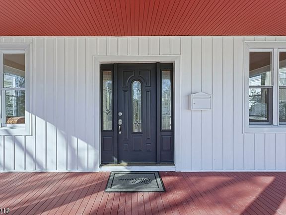 2nd image of 33 Midland Ave