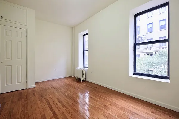 Rented by Keller Williams NYC | media 37