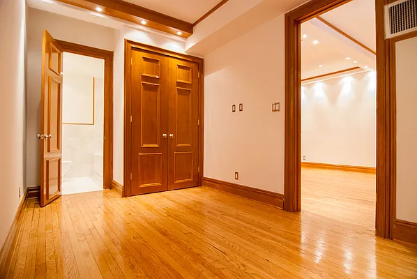 Rented by WAM Partners - William Moses Co. | media 22