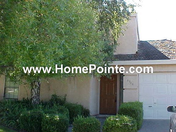 2nd image of 6960 Warbler Way