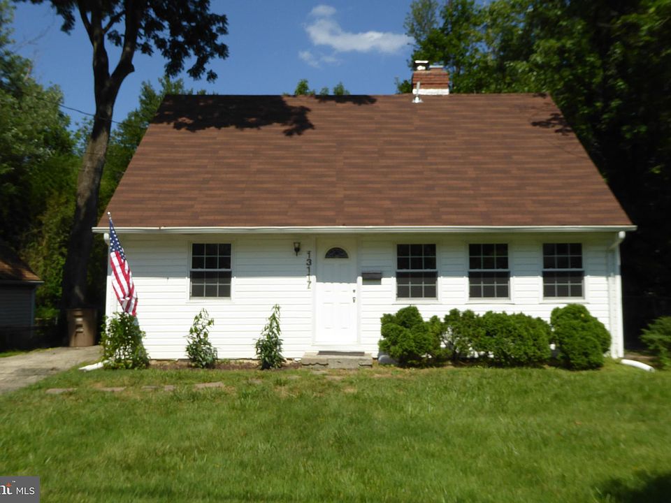 1st image of 13117 Ardennes Ave