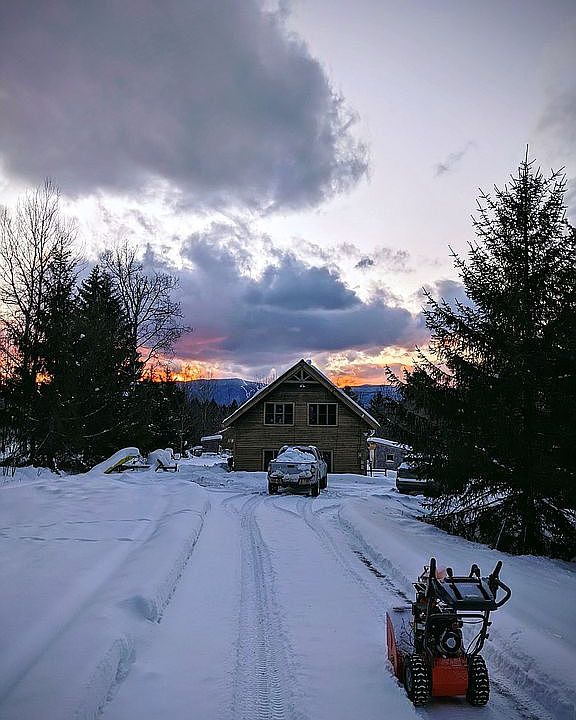 2nd image of 99 Bushnell Rd