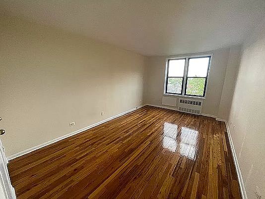 4th image of 78-40 164th St #5J