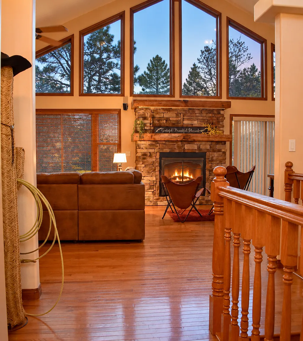 3 bed, 2.5 bath, 3217 sqft, $4,000 — Photo 4