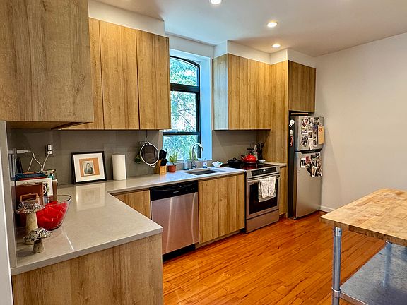 2nd image of 57 Driggs Ave #2R