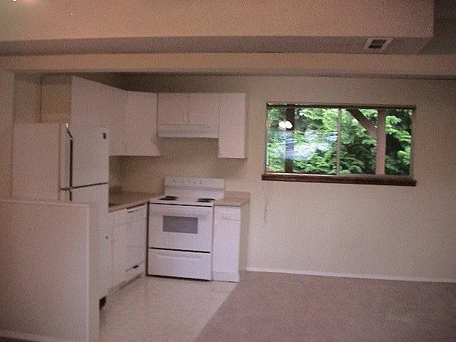 16434 NE 107th Pl — Photo 5