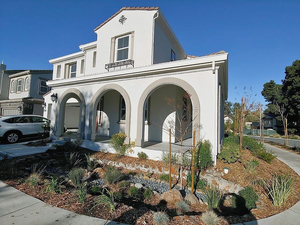 1st image of 505 Majestic Palm Ave