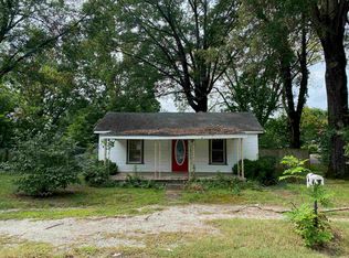1207 SW 12th St, Sheffield, AL 35660