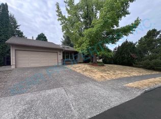 1832 NW 16th St, Gresham, OR 97030
