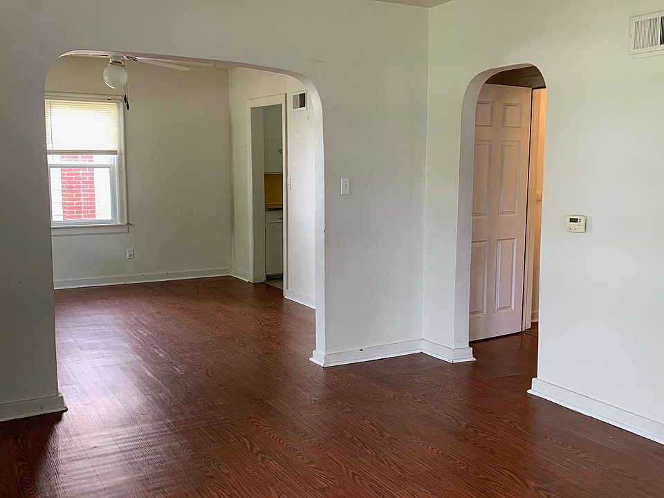 Large spacious living new flooring