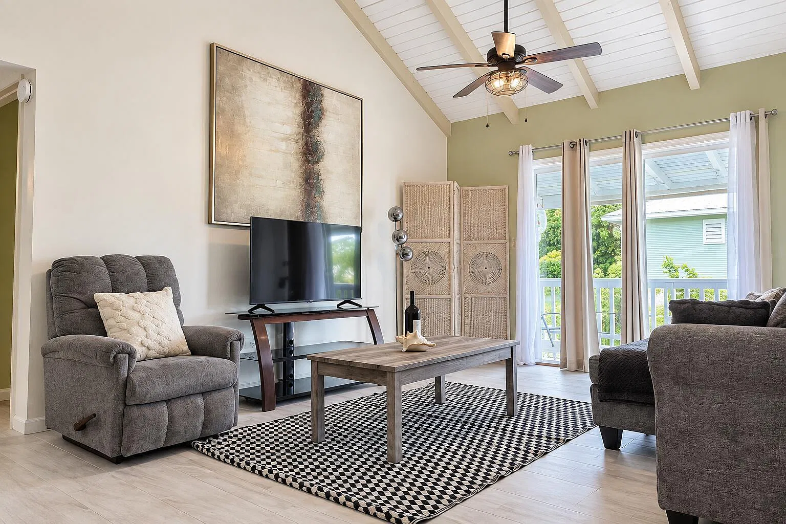 1 bed, $1,400 — Photo 2