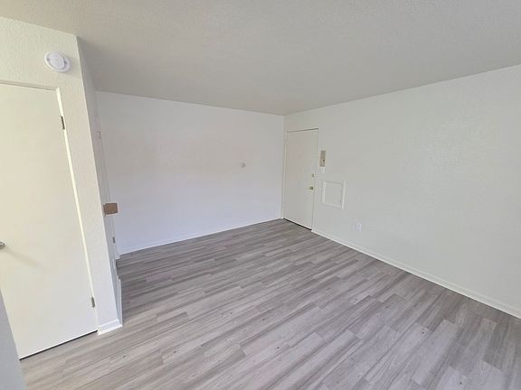 4th image of 4720 E 8th Ave APT 6