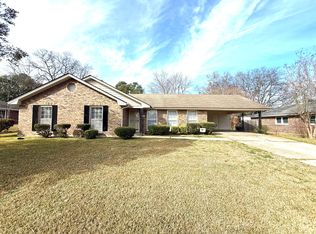 1860 Gatewood Dr, Montgomery, AL 36106