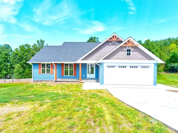 4326 Boulder Dr, Morganton, NC 28655