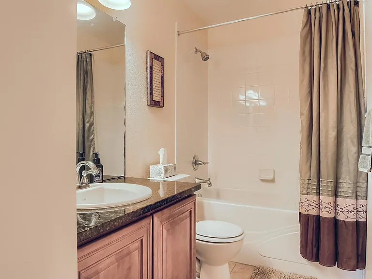 1751 S Buchanan Cir — Photo 24