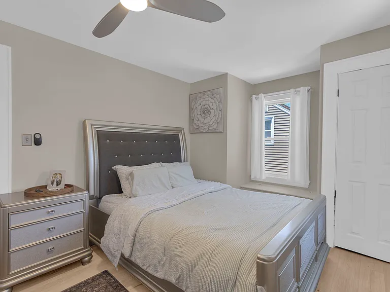 44 Hazelwood Ave — Photo 22