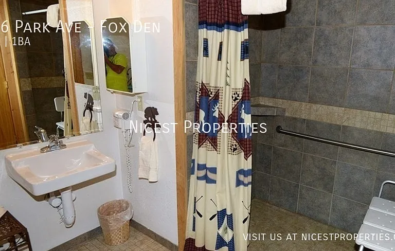 926 Park Ave #FOX DEN — Photo 11