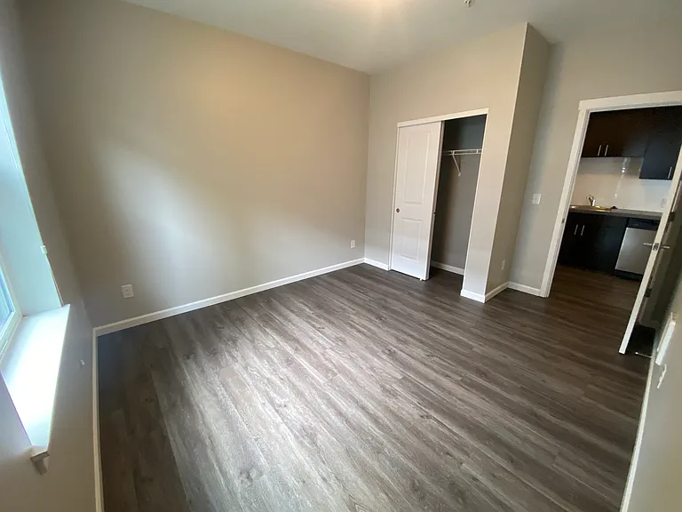 6906 N Greenwich Ave #19 — Photo 5
